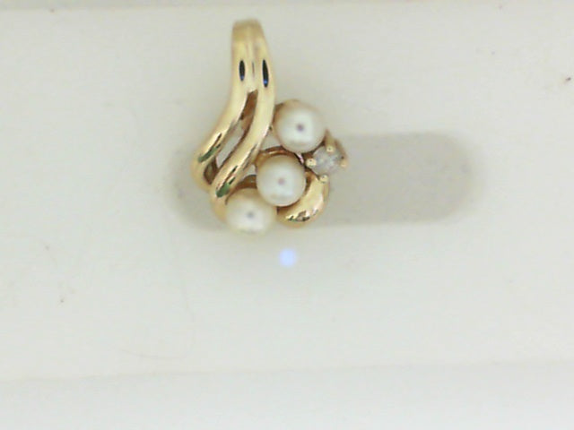 Pearl Pendant
