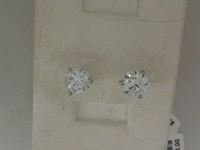 Diamond Stud Earring