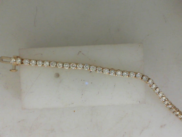 Lady’s 3.62 Carat 14kt Yellow Gold Diamond Bracelet