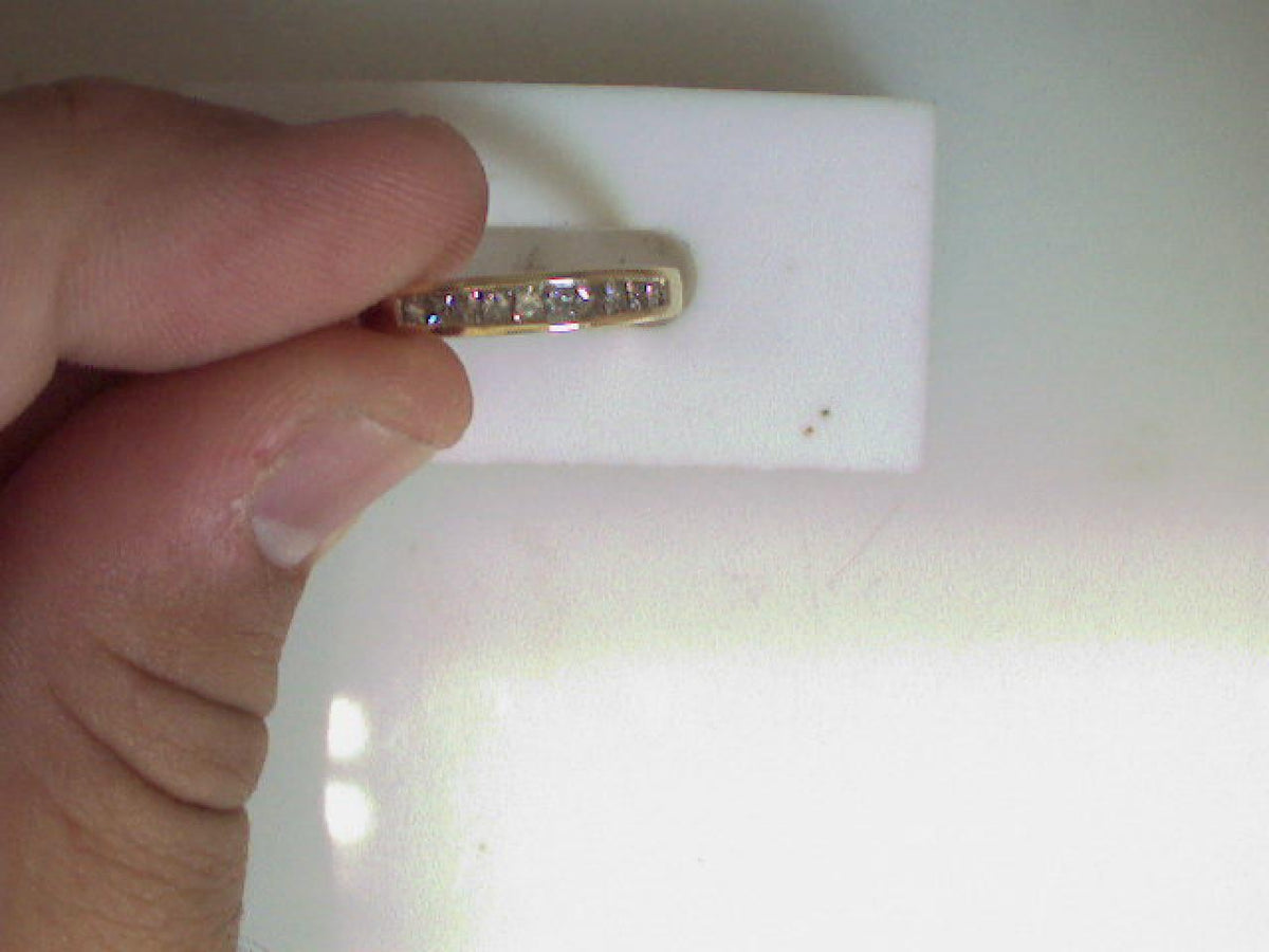 Diamond Wedding Bands - Women'