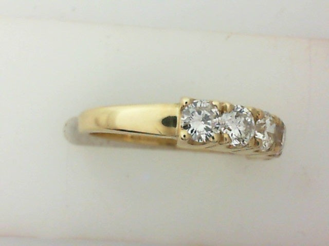Lady’s 14kt Yellow Gold Diamond Wedding Band