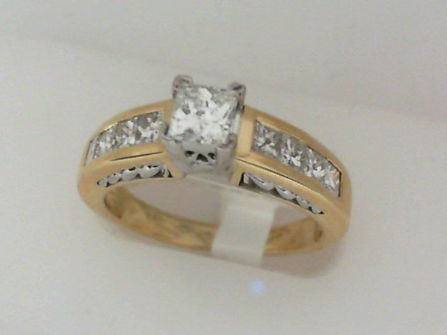 Diamond Engagement Ring