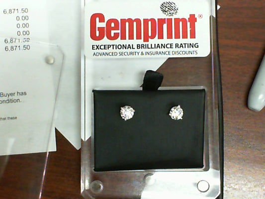 Diamond Stud Earring