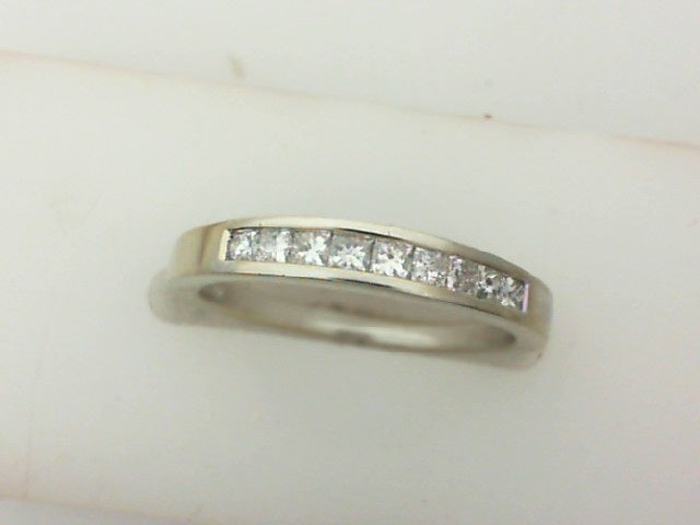Diamond Wedding Bands  -  Women'