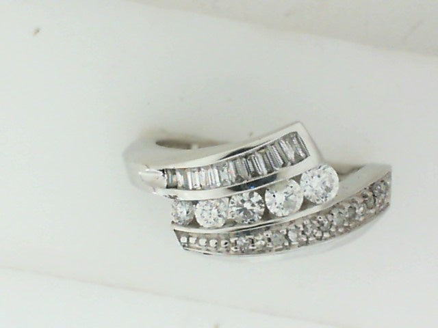 Diamond Fashion Rings  -  Women'