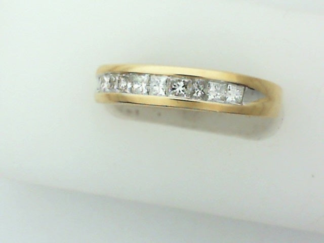 Diamond Wedding Bands  -  Women'