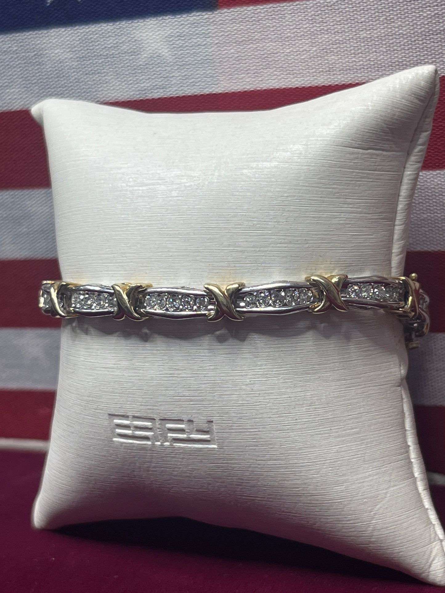 Lady’s 14 Karat Two Tone Gold & Diamond Fancy Link Bracelet