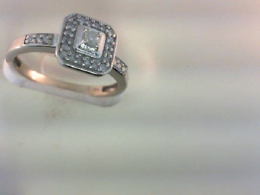 Diamond Engagement Ring