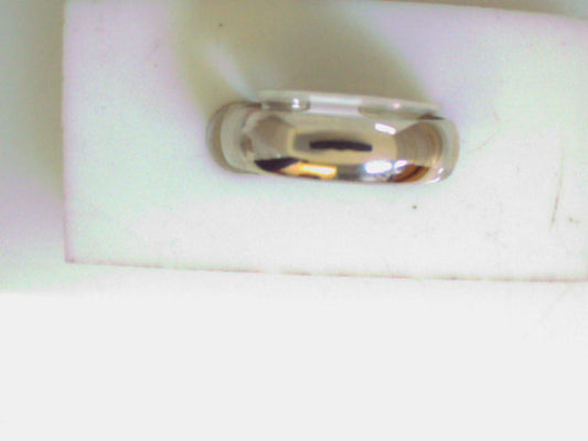 Gold Wedding Bands  -  Women'