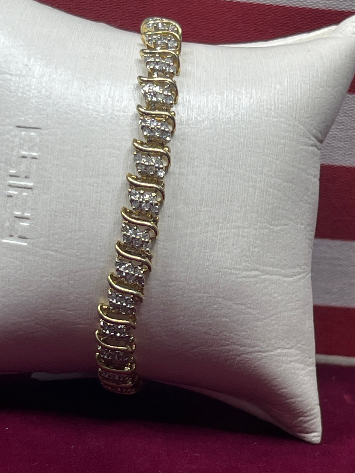 Lady’s Fancy S-Link Diamond Bracelet