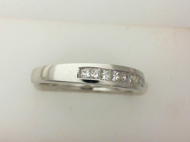 Diamond Wedding Bands  -  Women'