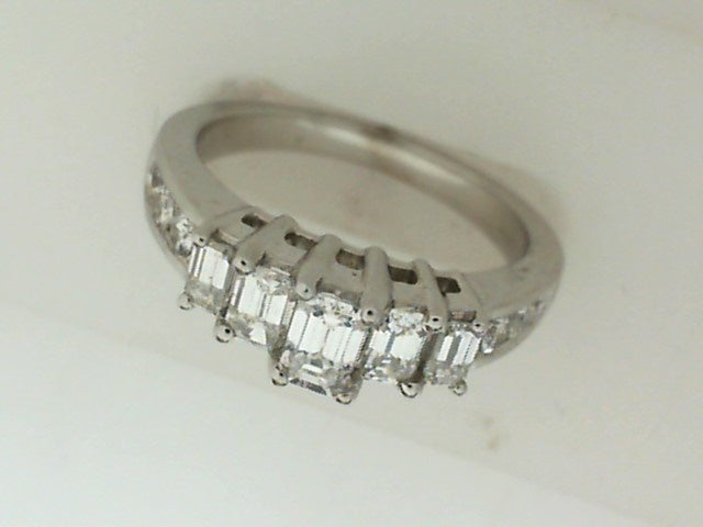 Diamond Wedding Bands  -  Women'