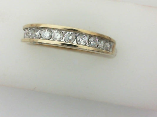 Diamond Wedding Bands  -  Women'
