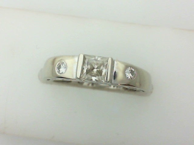 Diamond Fashion Rings  -  Women'