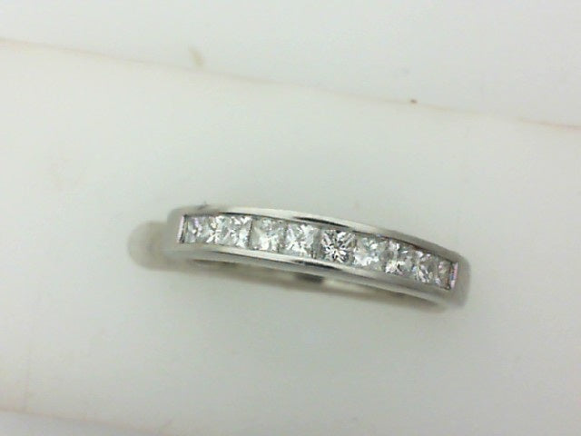 Diamond Wedding Bands  -  Women'
